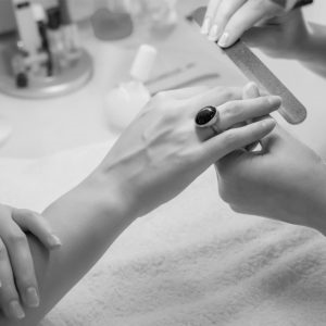 blandford-cosmetic-clinic-manicure-medispa